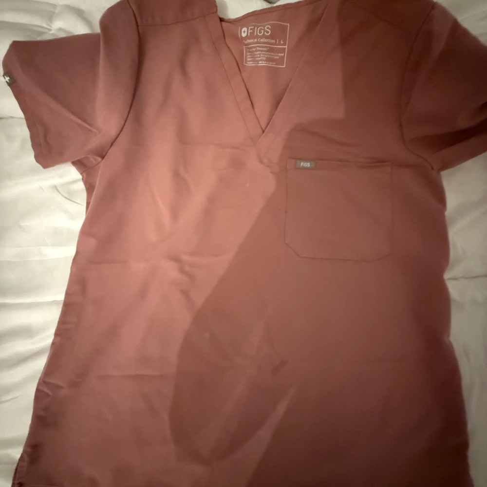 Figs Casma Three-Pocket Scrub Top View 2